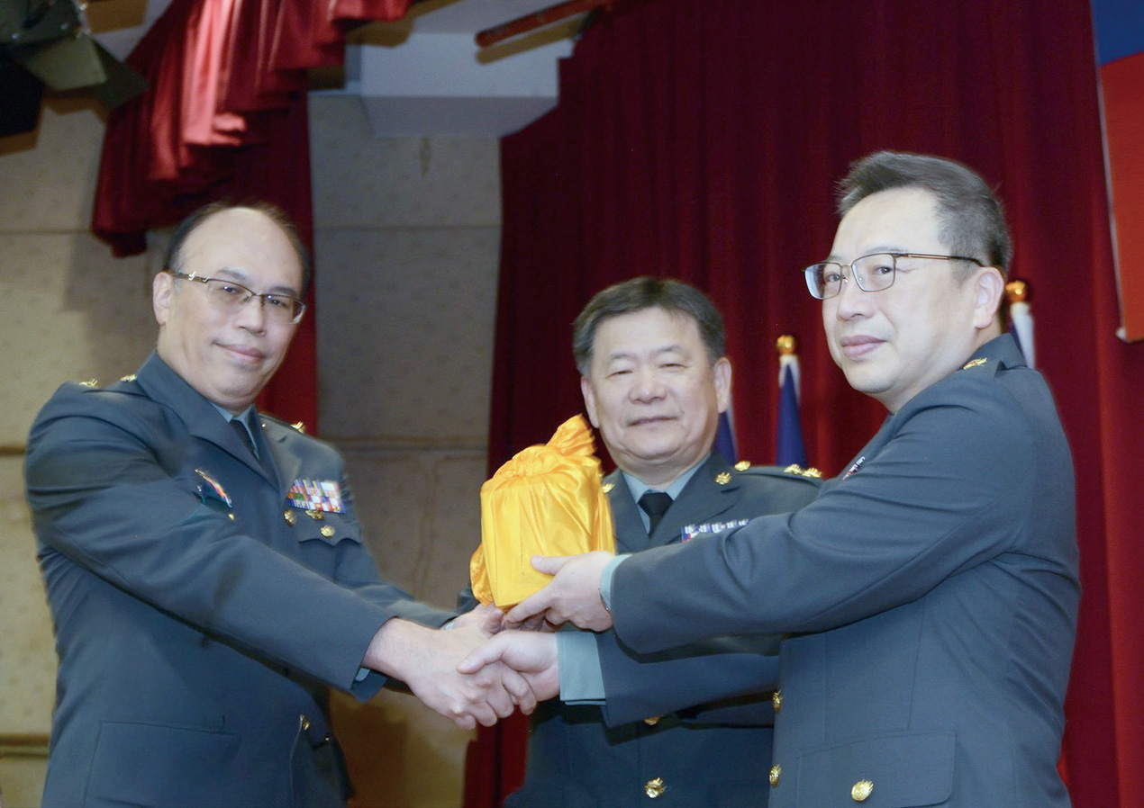 軍醫局局長蔡中將監交印信